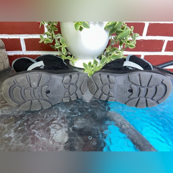 Kamik | black snowbug winter boots | size 6 - Picture 7 of 11